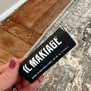 IL MAKIAGE lipstick in wine color. BRAND NEW NEVER USED